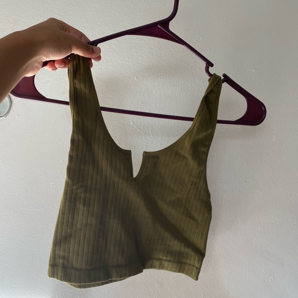 Forever21 seamless crop top size small